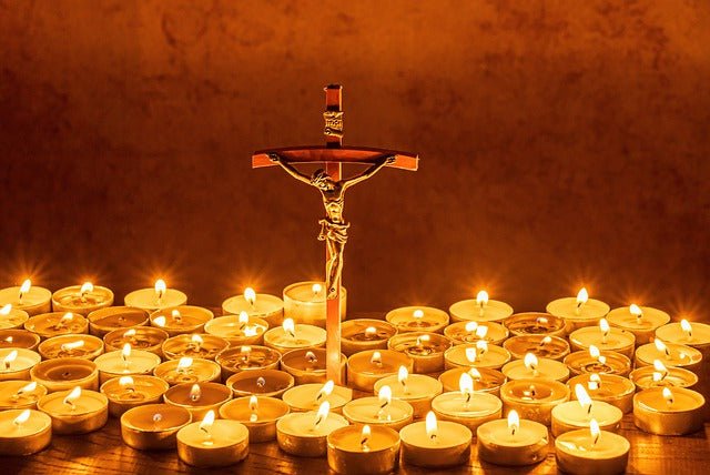 How to choose from all those church candles for sale - Hayes & Finch